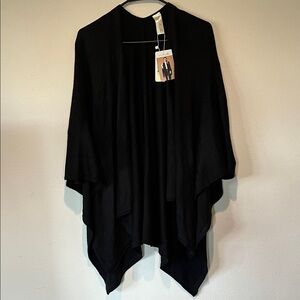 Simply Noelle Elegant Black Women's Poncho